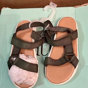 Old navy toddler sandals for boys
